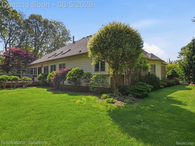 9523 Quail Ridge Run, Brighton Township, MI 48114