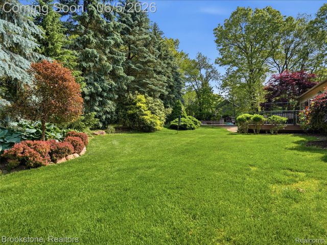 9523 Quail Ridge Run, Brighton Township, MI 48114