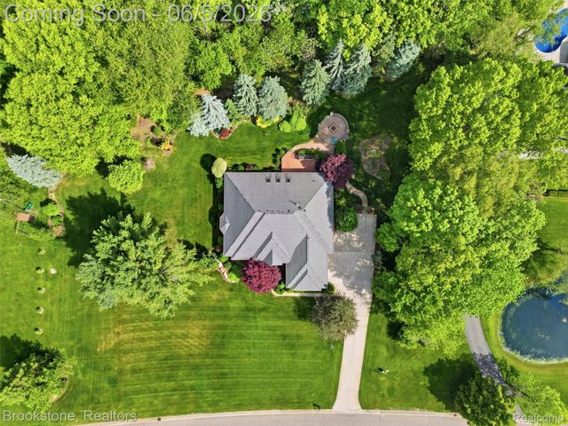 9523 Quail Ridge Run, Brighton Township, MI 48114