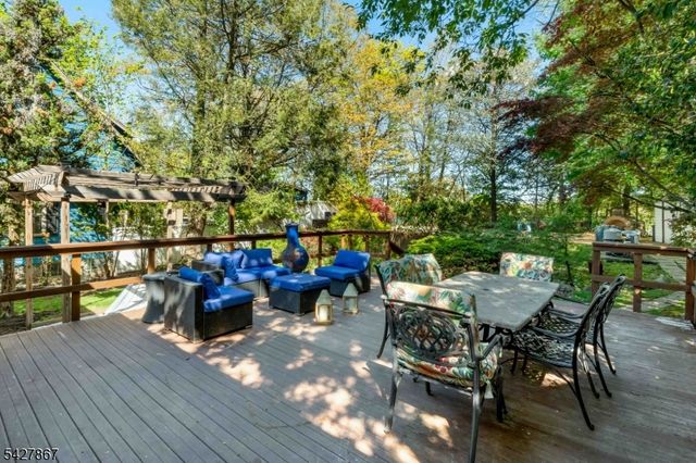 1675 Broad St, Bloomfield Twp., NJ 07003