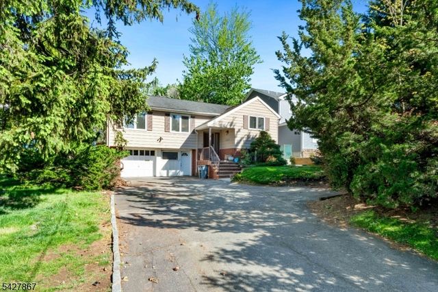 1675 Broad St, Bloomfield Twp., NJ 07003