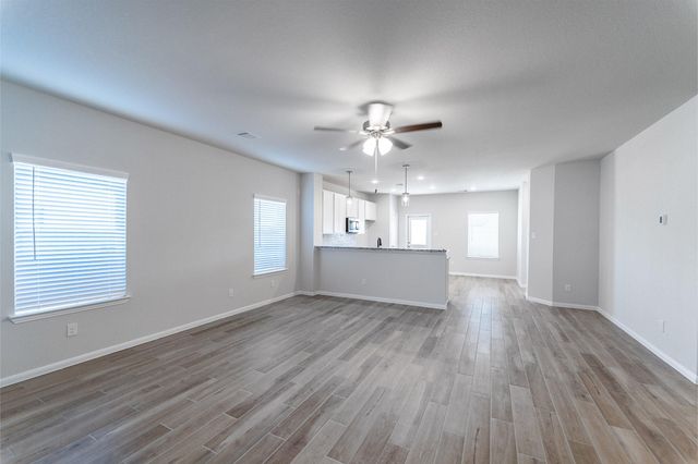 14511 Lunan Drive, Texas City, TX 77568