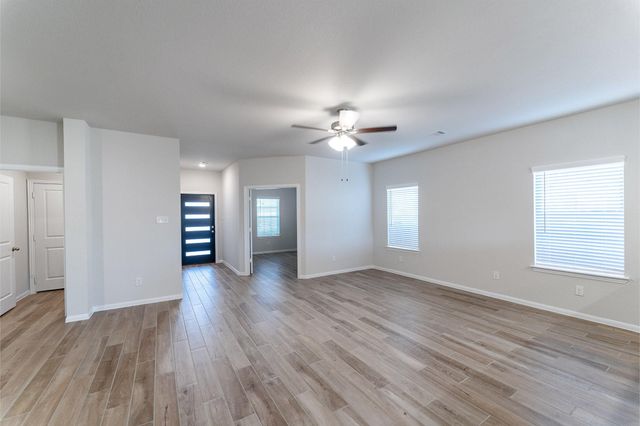 14511 Lunan Drive, Texas City, TX 77568