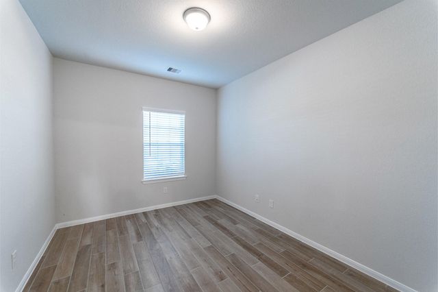 14511 Lunan Drive, Texas City, TX 77568