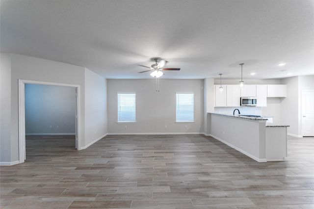 14511 Lunan Drive, Texas City, TX 77568
