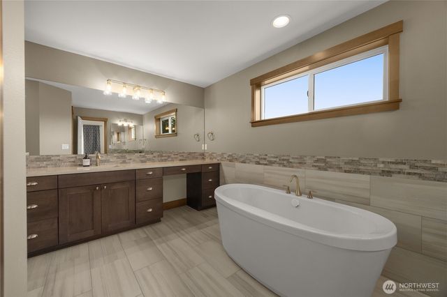 11714 137th Drive NE, Lake Stevens, WA 98258