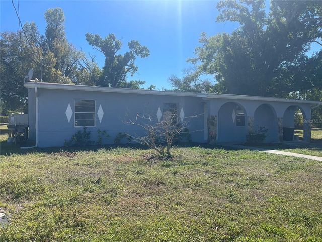 525 E HELEN AVENUE, Punta Gorda, FL 33950