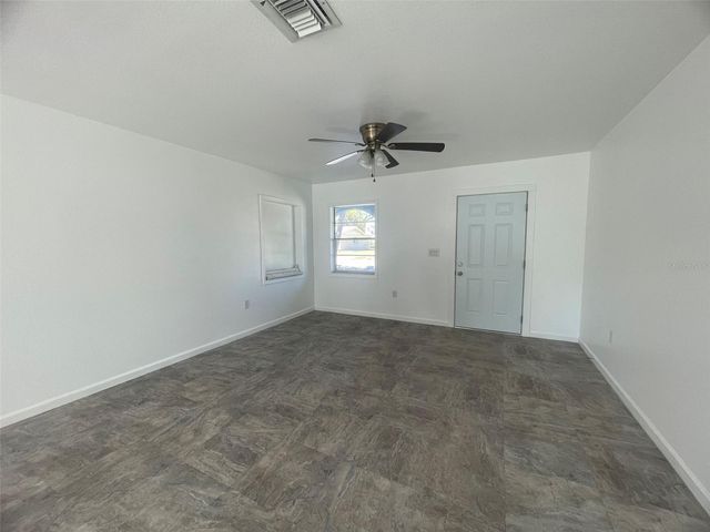 525 E HELEN AVENUE, Punta Gorda, FL 33950