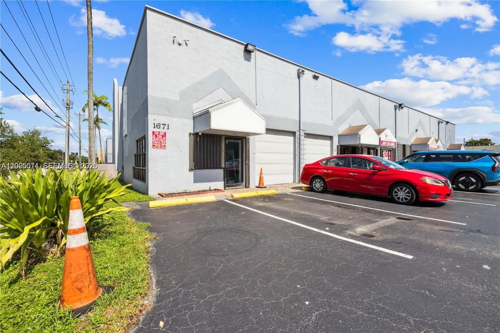 Image 19 of property listing at 1671 W 37th St 1, Hialeah, FL 33012