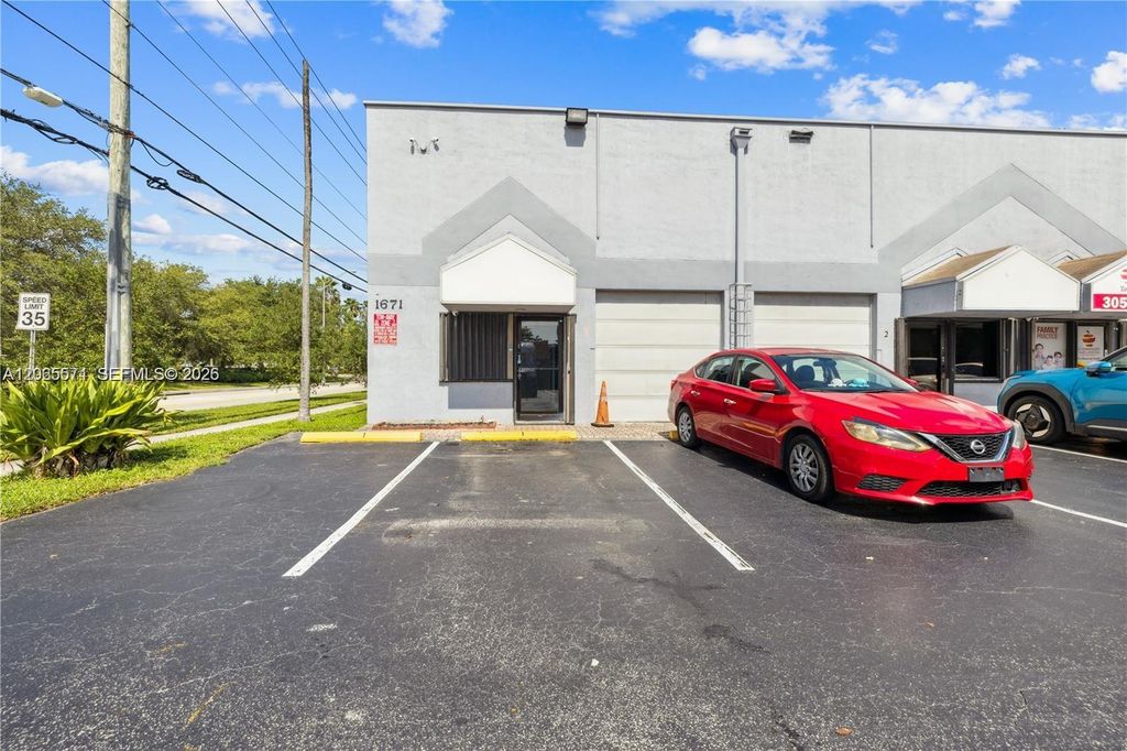 Image 20 of property listing at 1671 W 37th St 1, Hialeah, FL 33012