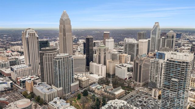 210 N Church Street 2706, Charlotte, NC 28202