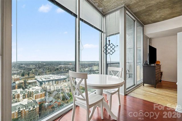 210 N Church Street 2706, Charlotte, NC 28202