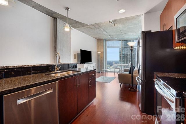 210 N Church Street 2706, Charlotte, NC 28202