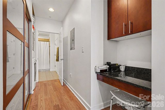 210 N Church Street 2706, Charlotte, NC 28202