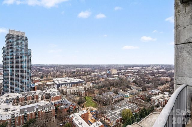 210 N Church Street 2706, Charlotte, NC 28202