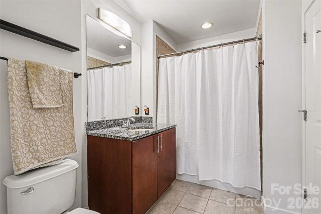 210 N Church Street 2706, Charlotte, NC 28202