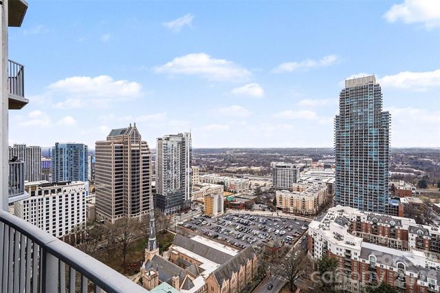 210 N Church Street 2706, Charlotte, NC 28202