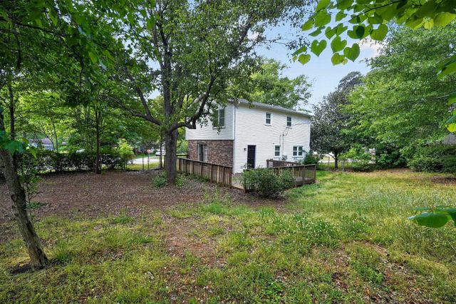 2 Willowtree Court, Simpsonville, SC 29680