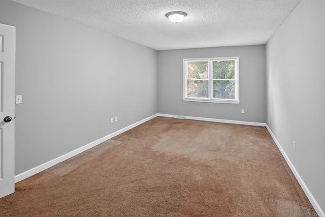 2 Willowtree Court, Simpsonville, SC 29680