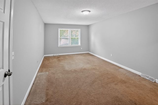 2 Willowtree Court, Simpsonville, SC 29680