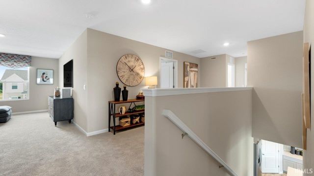 1458 Stuckey Pointe Pass, Fort Wayne, IN 46818