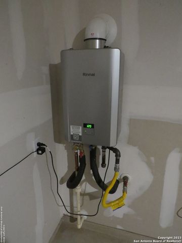 10155 Asta Trail, San Antonio, TX 78224