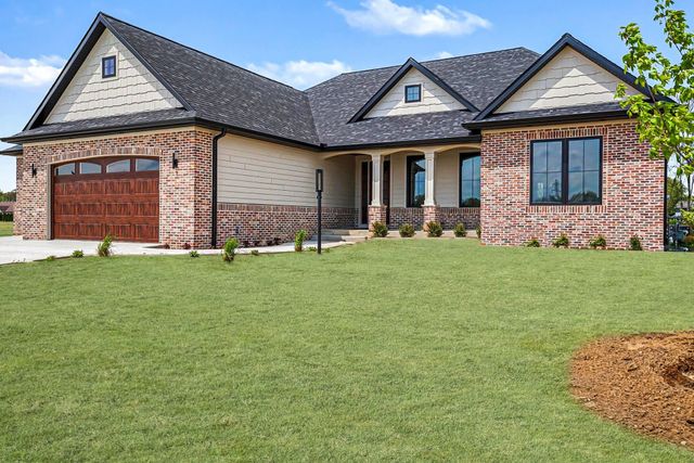 10193 Steinbeck Drive, Granger, IN 46530
