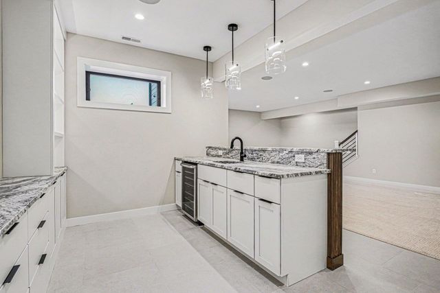 10193 Steinbeck Drive, Granger, IN 46530