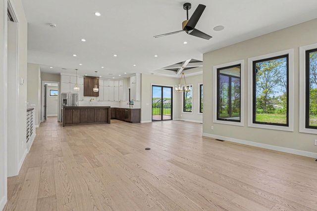 10193 Steinbeck Drive, Granger, IN 46530
