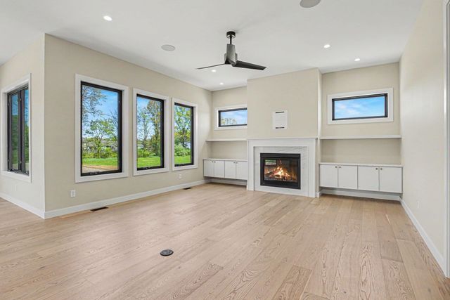 10193 Steinbeck Drive, Granger, IN 46530
