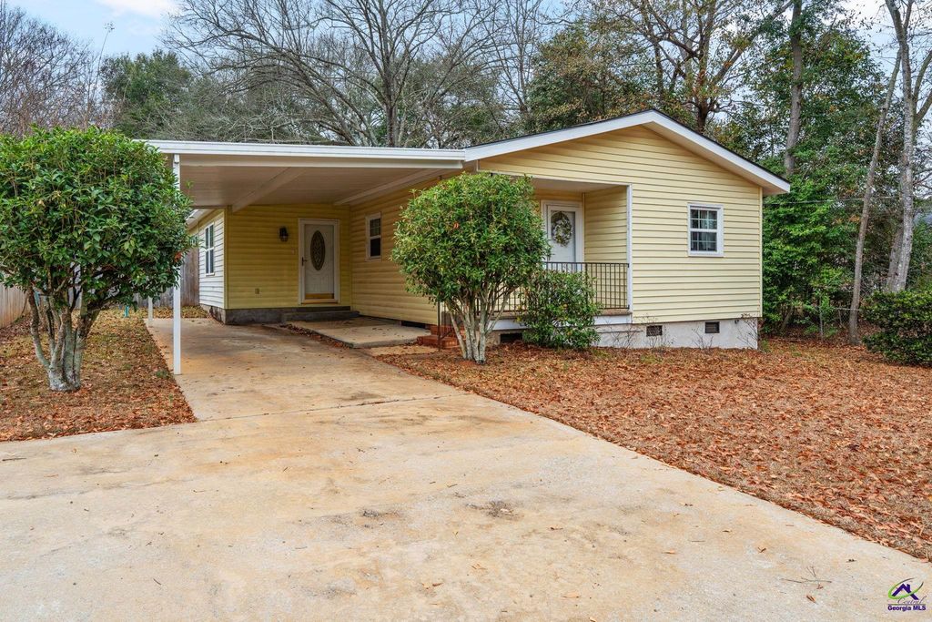 501 Varsity Drive, Americus, GA 31709