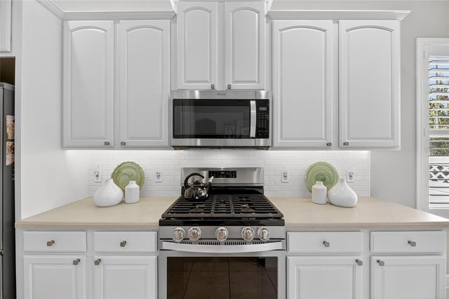 413 MANNS HARBOR DRIVE, Apollo Beach, FL 33572