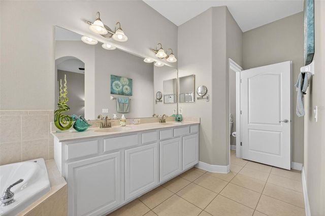 413 MANNS HARBOR DRIVE, Apollo Beach, FL 33572