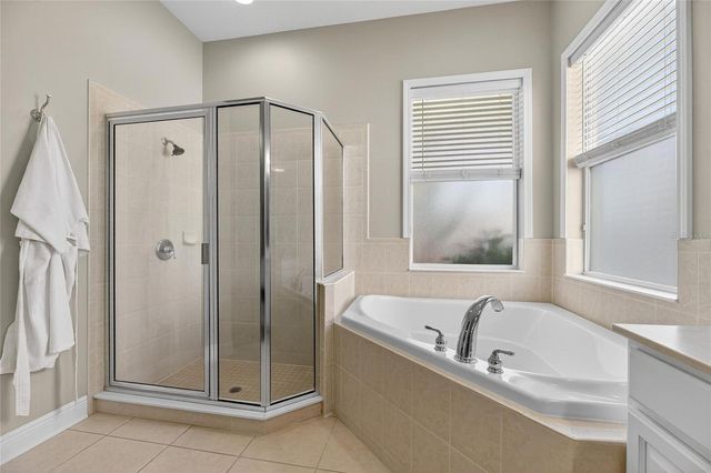 413 MANNS HARBOR DRIVE, Apollo Beach, FL 33572