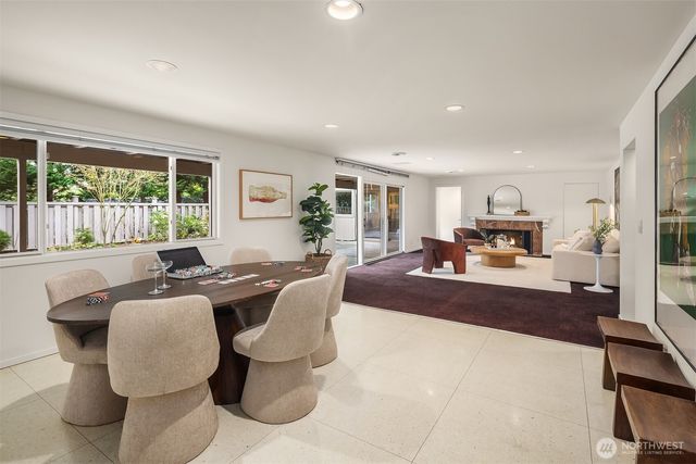 7640 NE 32nd Street, Medina, WA 98039