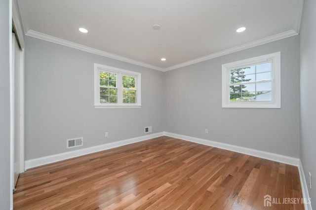 6 Parsons Road, East Brunswick, NJ 08816