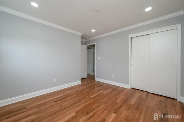 6 Parsons Road, East Brunswick, NJ 08816