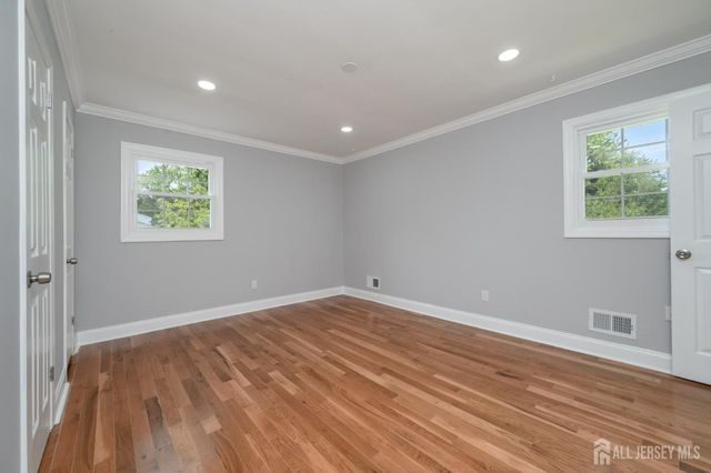 6 Parsons Road, East Brunswick, NJ 08816