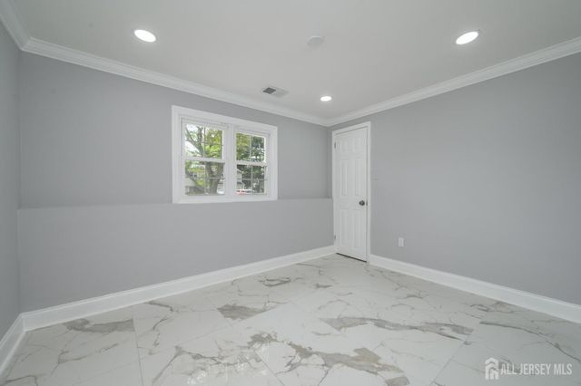 6 Parsons Road, East Brunswick, NJ 08816