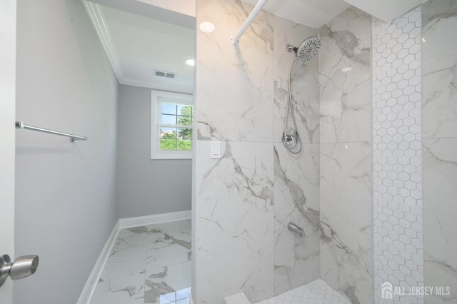 6 Parsons Road, East Brunswick, NJ 08816