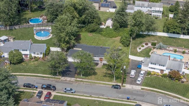 6 Parsons Road, East Brunswick, NJ 08816