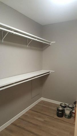 6401 Deihl Road 1006, Houston, TX 77092