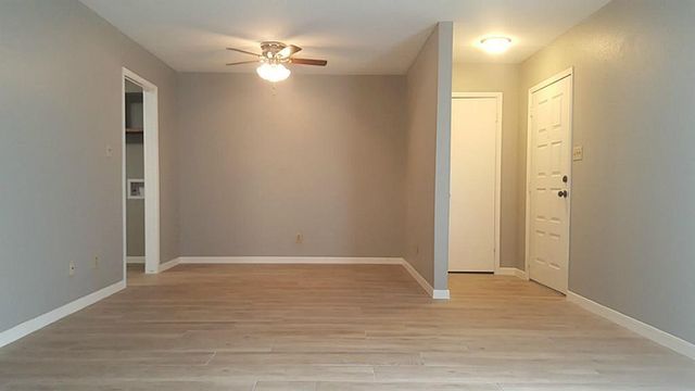 6401 Deihl Road 1006, Houston, TX 77092