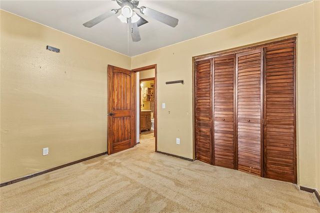 621 S 28th Street, Clinton, OK 73601