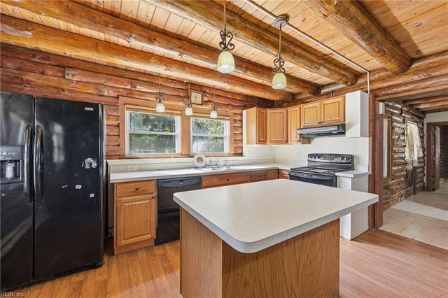 919 Princess Anne Road RD, Virginia Beach, VA 23457