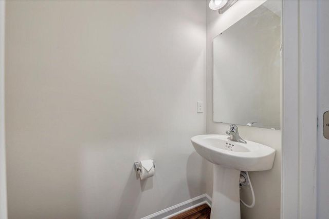 2044 Heys LN, Vinton, VA 24179