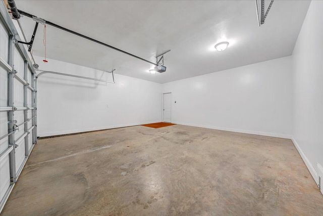 2044 Heys LN, Vinton, VA 24179