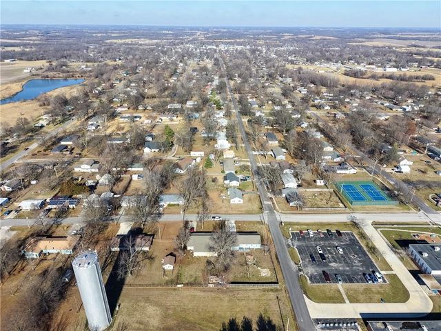 201 W 19th Street, Holden, MO 64040