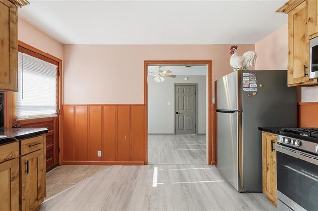 201 W 19th Street, Holden, MO 64040