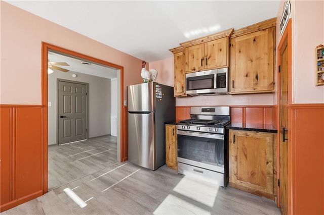 201 W 19th Street, Holden, MO 64040